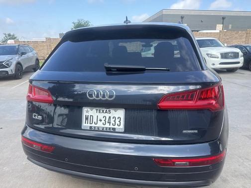 2019 Audi Q5 2.0T Premium Plus
