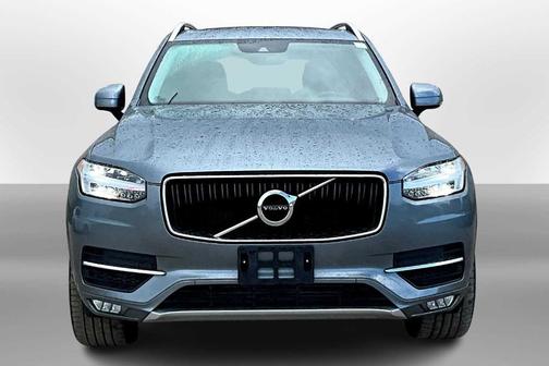 2019 Volvo XC90 T6 Momentum