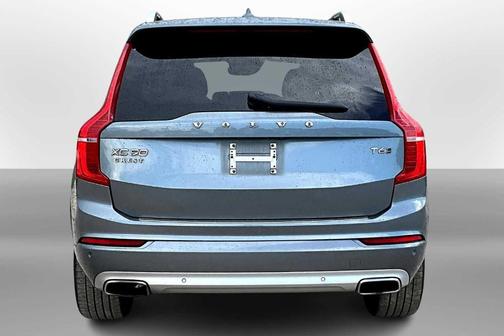 2019 Volvo XC90 T6 Momentum