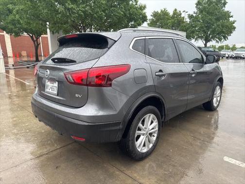 2017 Nissan Rogue Sport SV