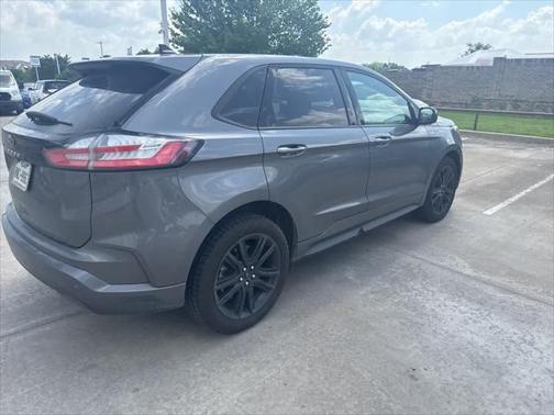 2022 Ford Edge ST-Line