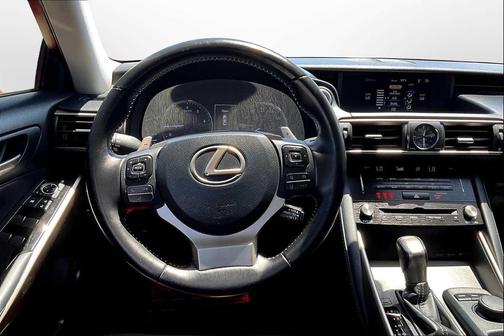 2018 Lexus IS 300 Base