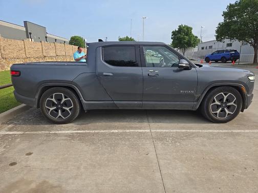 2022 Rivian R1T Adventure Package