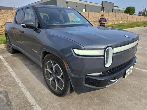 2022 Rivian R1T Adventure Package