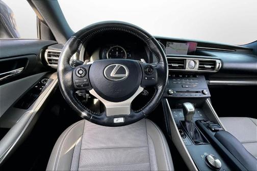 2016 Lexus IS 300 Base