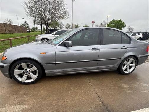2004 BMW 325 i