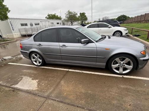 2004 BMW 325 i