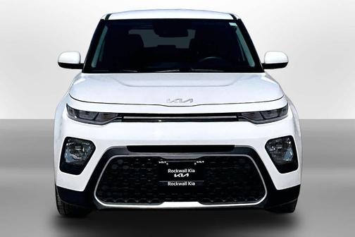 Snow White Pearl 2022 Kia Soul LX