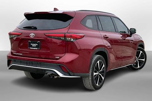 2022 Toyota Highlander XSE