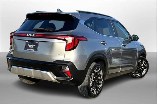2024 Kia Seltos SX