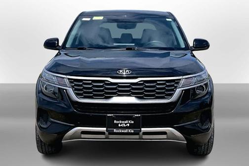 Cherry Black 2021 Kia Seltos LX