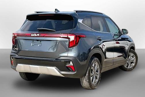 Gravity Gray 2024 Kia Seltos S