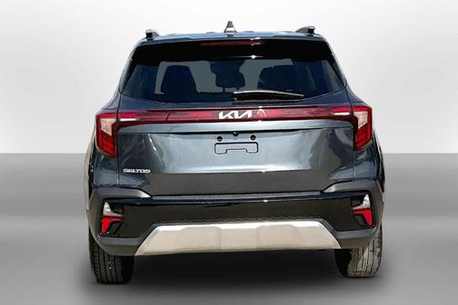 Gravity Gray 2024 Kia Seltos S