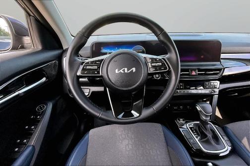 Gravity Gray 2024 Kia Seltos S