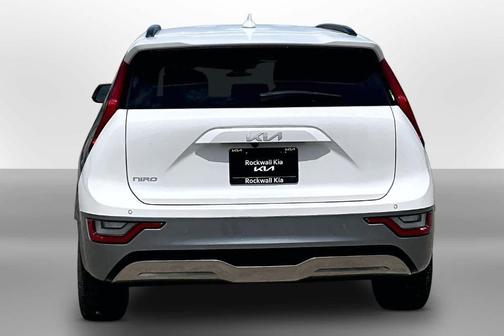 Snow White Pearl 2024 Kia Niro EV Wave