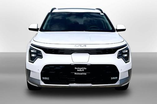 Snow White Pearl 2024 Kia Niro EV Wave