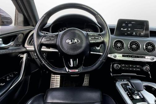 2021 Kia Stinger GT2