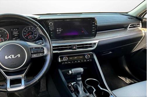 2023 Kia K5 EX