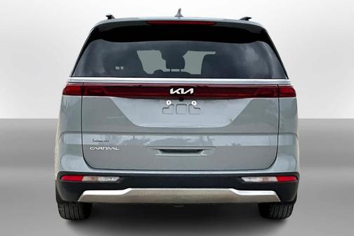 2023 Kia Carnival SX