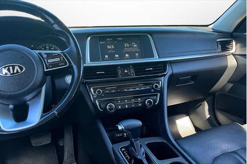 2020 Kia Optima SE