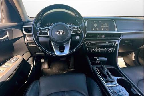 2020 Kia Optima SE