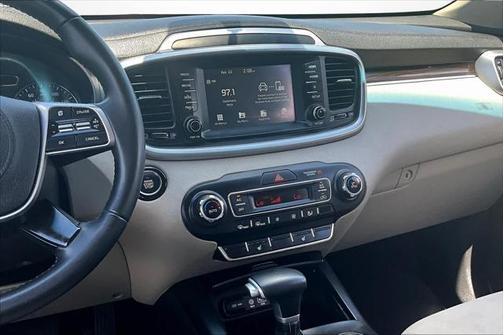 2020 Kia Sorento S V6