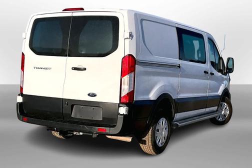 2022 Ford Transit-250 Base