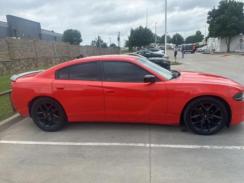2020 Dodge Charger SXT