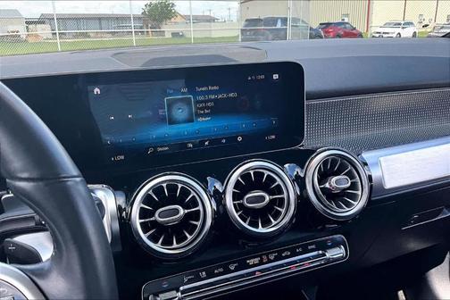 Midnight Black 2021 Mercedes-Benz GLB 250 Base 4MATIC