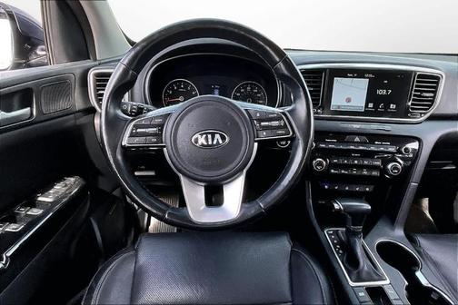 2022 Kia Sportage EX