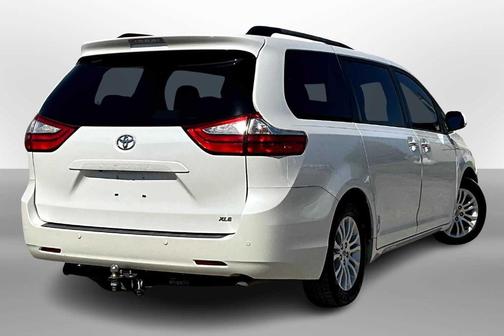 2015 Toyota Sienna XLE