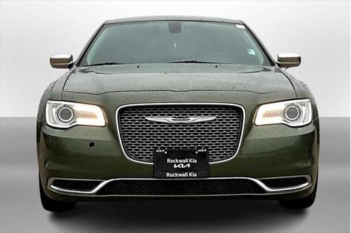 2018 Chrysler 300 Touring