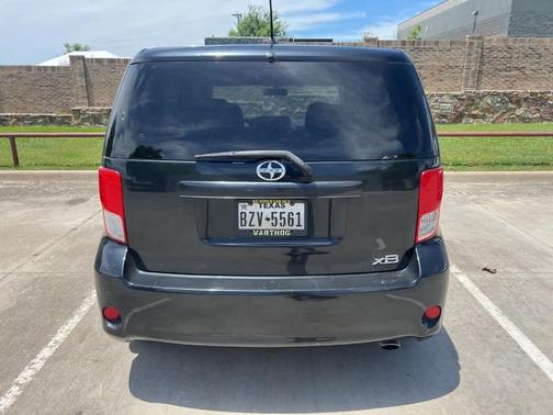 2012 Scion xB Release Series 9.0