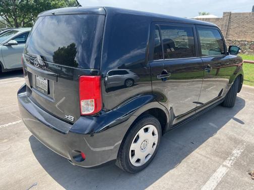 2012 Scion xB Release Series 9.0