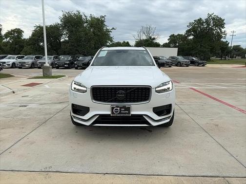 2020 Volvo XC90 T6 R-Design