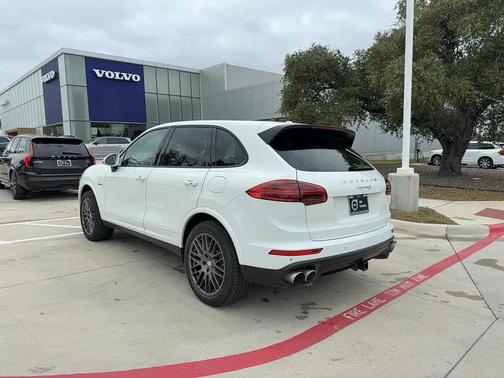 2017 Porsche Cayenne Cayenne S E-Hybrid Platinum Edition