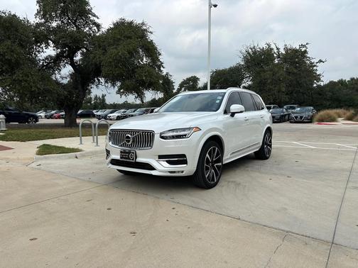 2023 Volvo XC90 B6 Plus 6-Seater