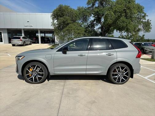 2025 Volvo XC60 Plug-In Hybrid T8 Polestar