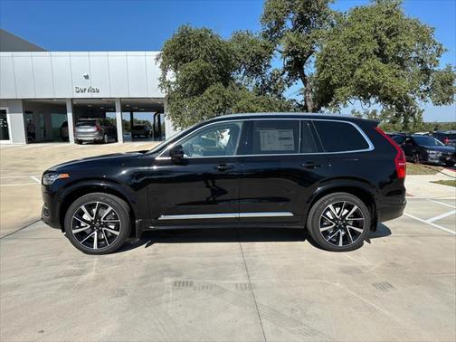 2025 Volvo XC90 B6 Plus 7-Seater