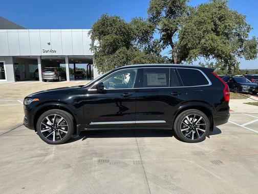 2025 Volvo XC90 B6 Plus 7-Seater