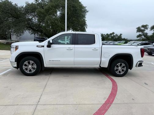 Summit White 2021 GMC Sierra 1500 SLE