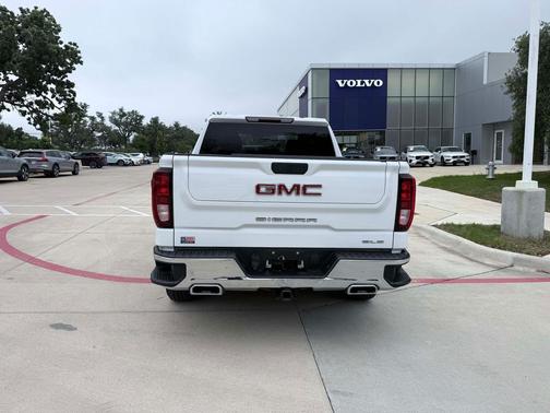 Summit White 2021 GMC Sierra 1500 SLE