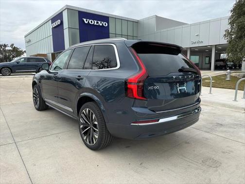 2025 Volvo XC90 Plug-In Hybrid T8 Plus 7-Seater