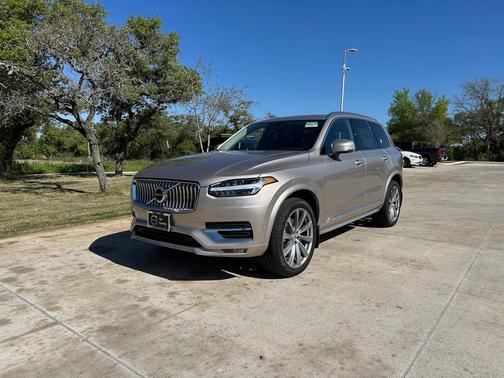 2024 Volvo XC90 B6 Plus Bright Theme 7-Seater