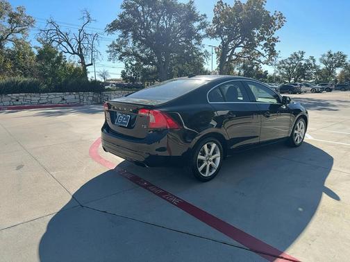 2016 Volvo S60 T5 Drive-E Premier