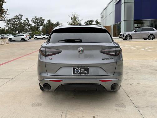 2021 Alfa Romeo Stelvio Ti Sport