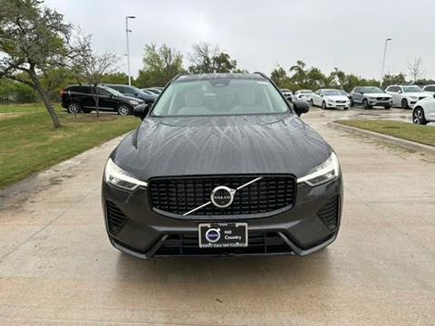 2024 Volvo XC60 Recharge Plug-In Hybrid T8 Plus Dark Theme