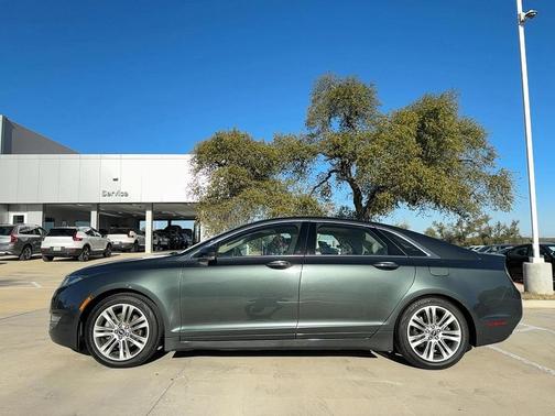 2015 Lincoln MKZ Base