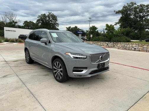 2024 Volvo XC90 B6 Plus Bright Theme 7-Seater