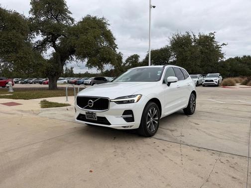 2023 Volvo XC60 B5 Core